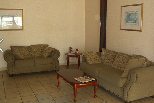 Oyo Hotel New Port Richey Gulf Beach Us 19 エクステリア 写真